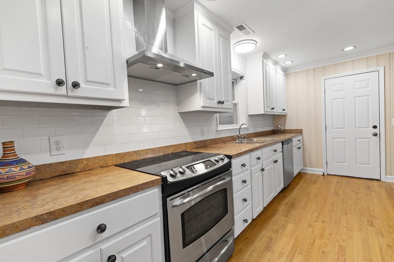 2422 Highway 174 Photo 12