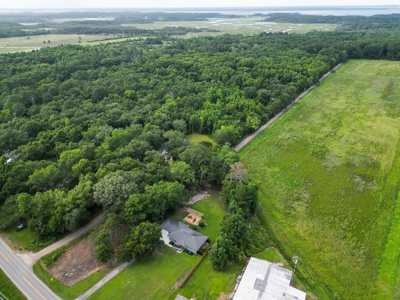 2422 Highway 174 Photo 4