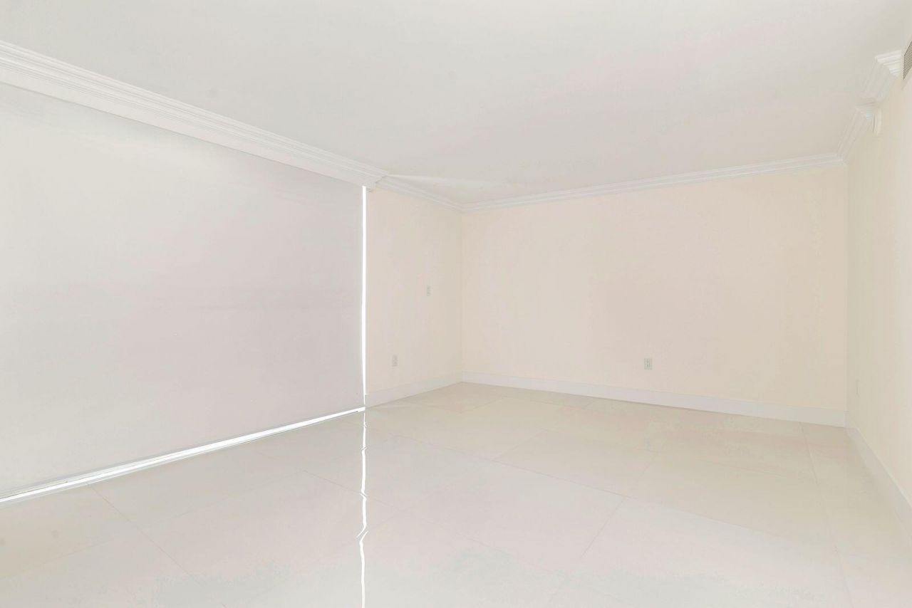 2450 Presidential Way, Unit 505, West Palm Beach, FL 33401 Photo