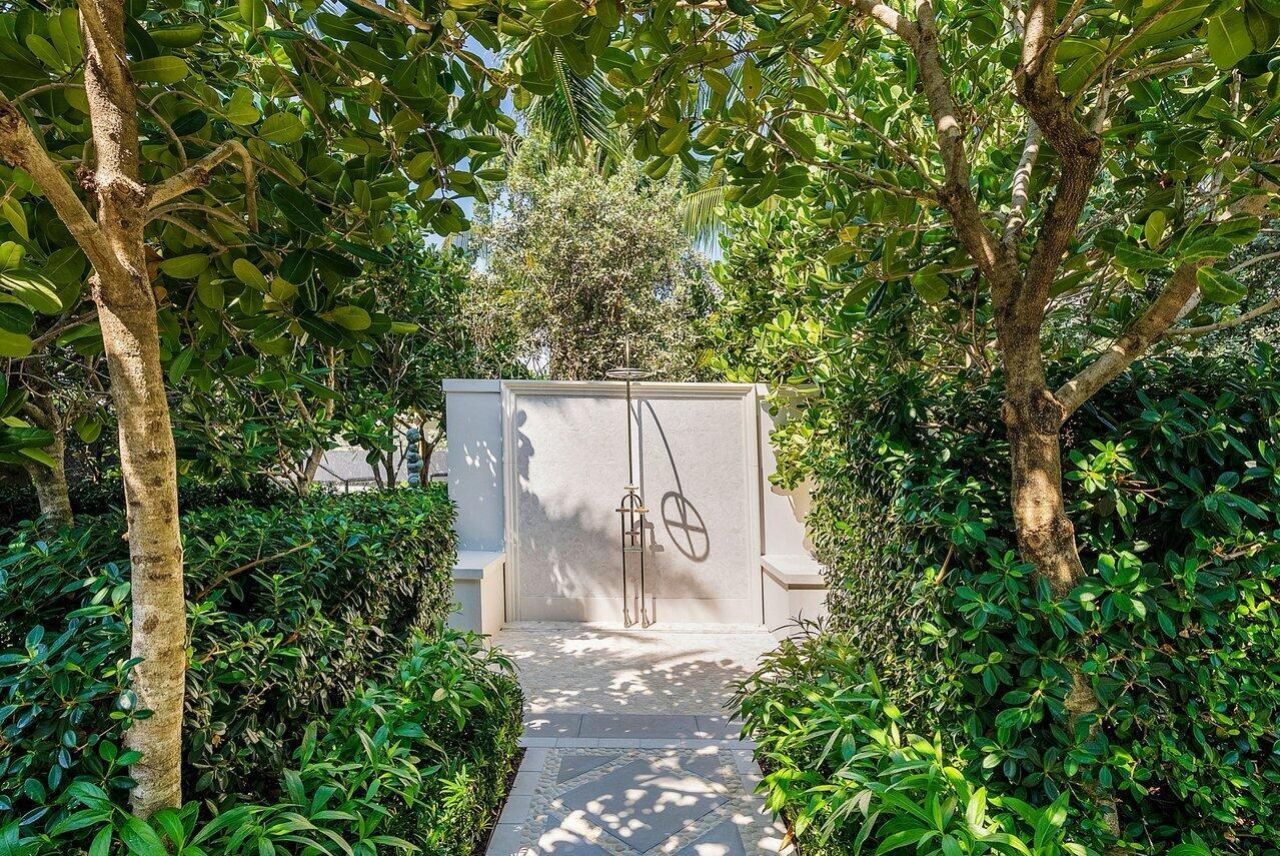 880 S Ocean Boulevard, Palm Beach, FL 33480 Photo