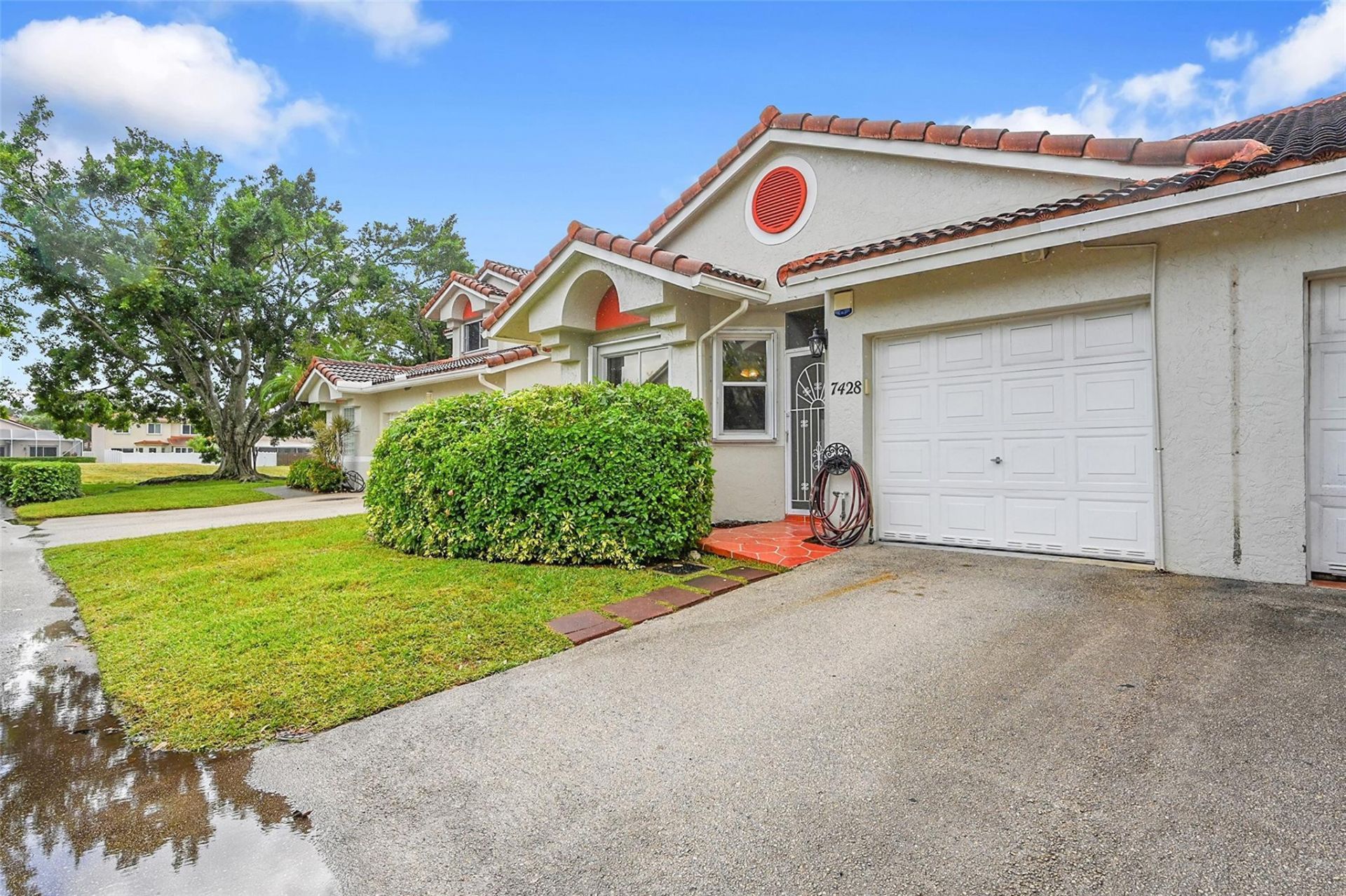 7428 S Pinewalk Dr S, Unit 18-4, Margate, FL 33063 Photo