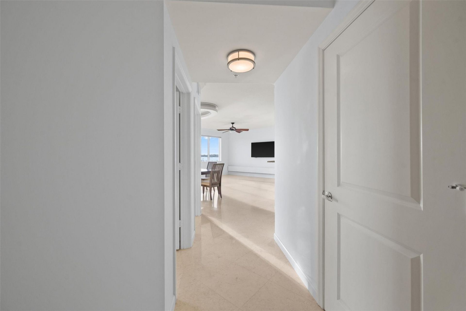 675 NW Flagler Ave, Unit 303, Stuart, FL 34994 Photo