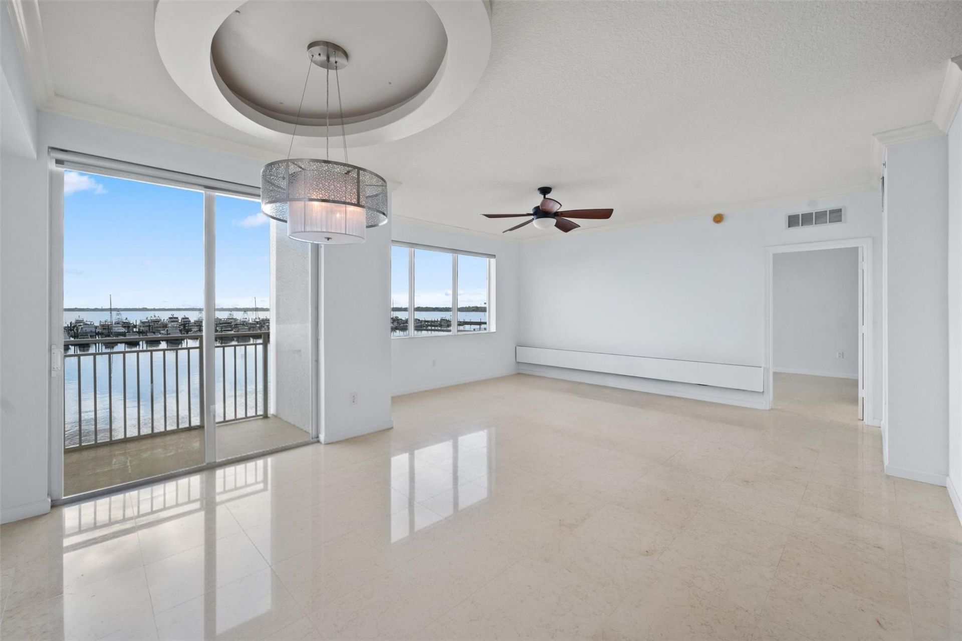 675 NW Flagler Ave, Unit 303, Stuart, FL 34994 Photo