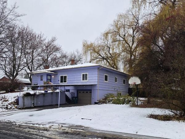 615 N Washington, Moscow, ID 83843