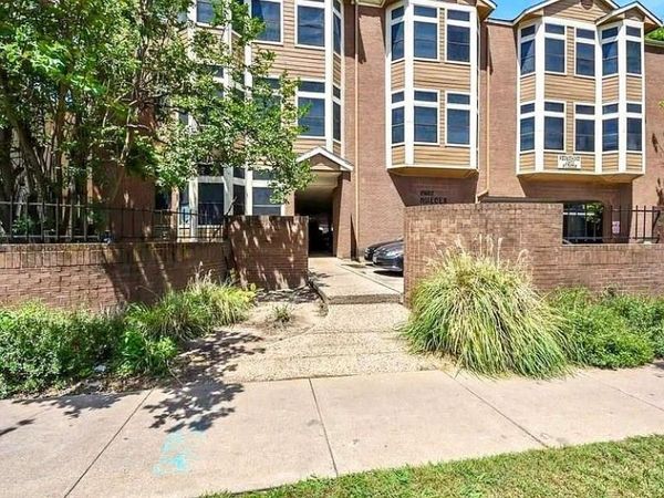 2802 Nueces ST, Unit 211, Austin, TX 78705