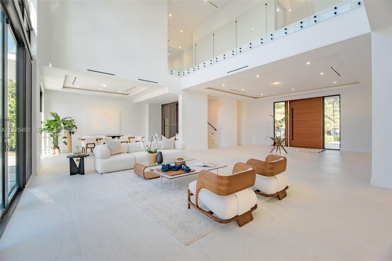 9840 SW 73rd Ct, Pinecrest, FL 33156 Photo