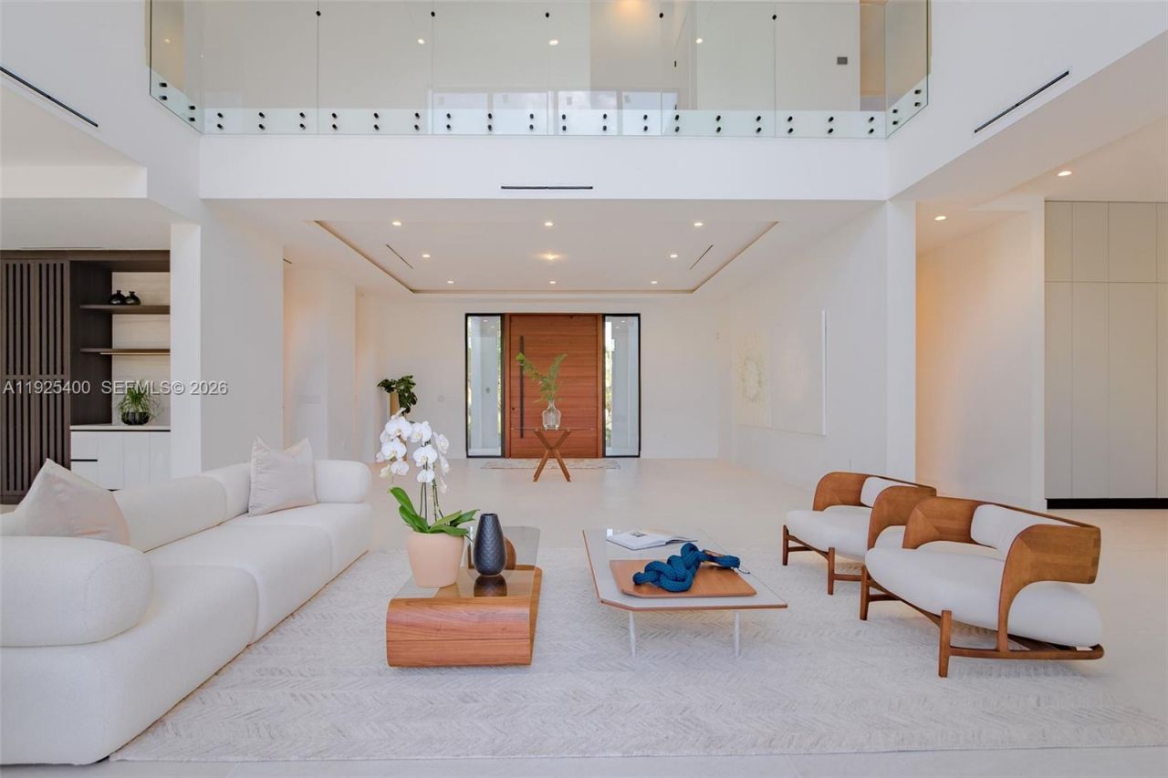 9840 SW 73rd Ct, Pinecrest, FL 33156 Photo