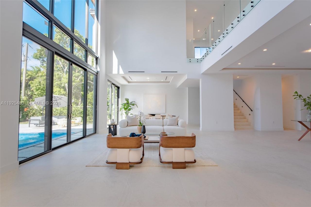 9840 SW 73rd Ct, Pinecrest, FL 33156 Photo