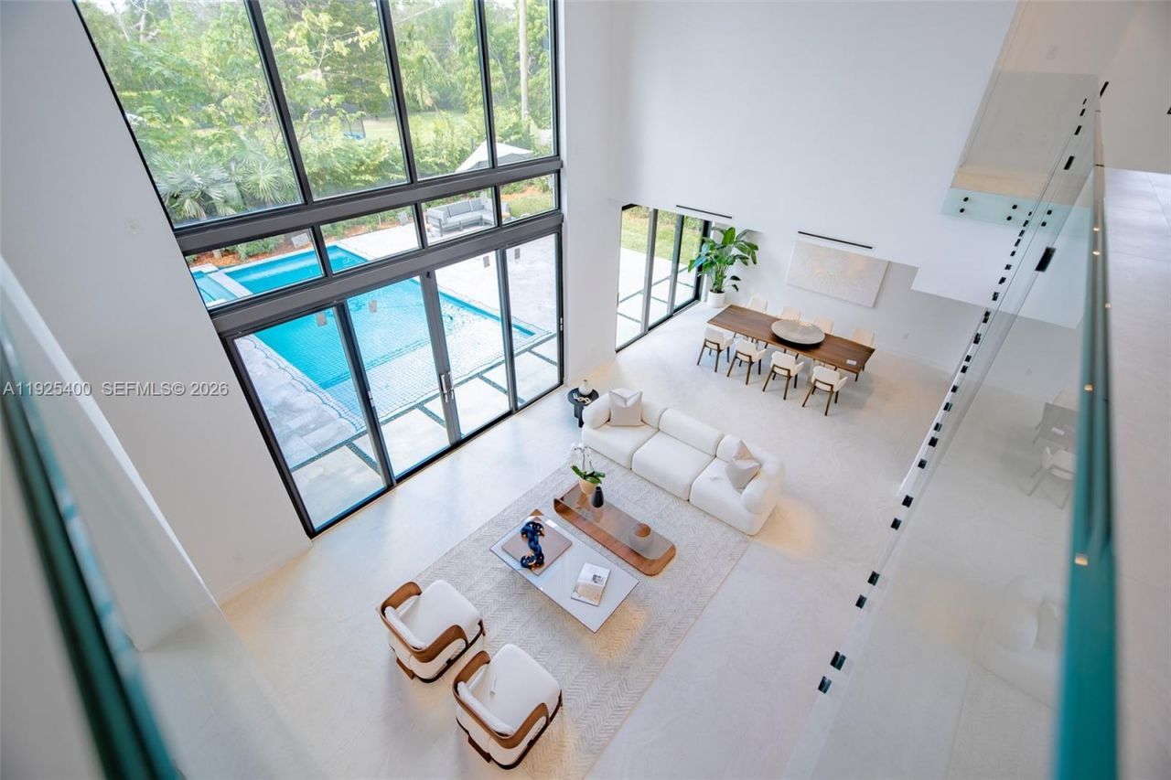 9840 SW 73rd Ct, Pinecrest, FL 33156 Photo