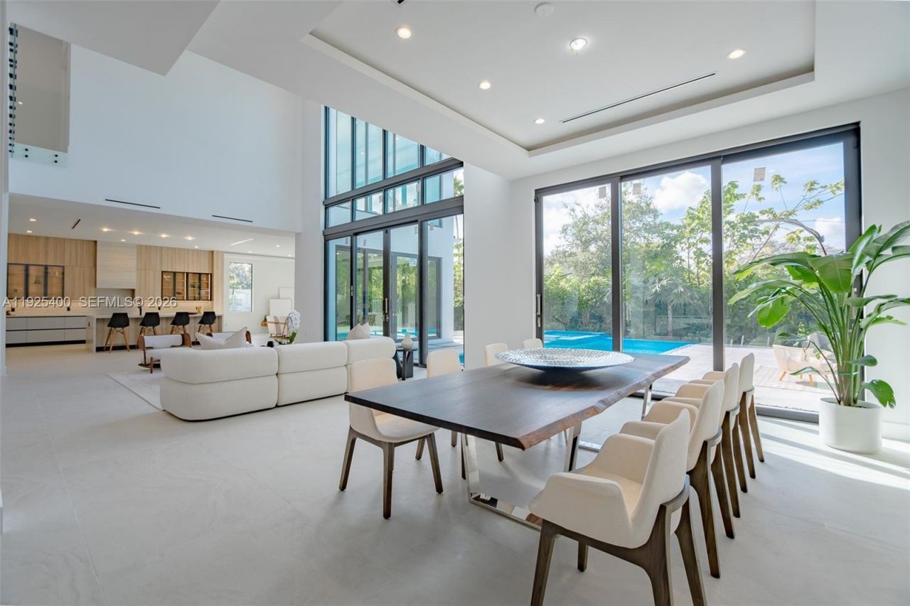 9840 SW 73rd Ct, Pinecrest, FL 33156 Photo