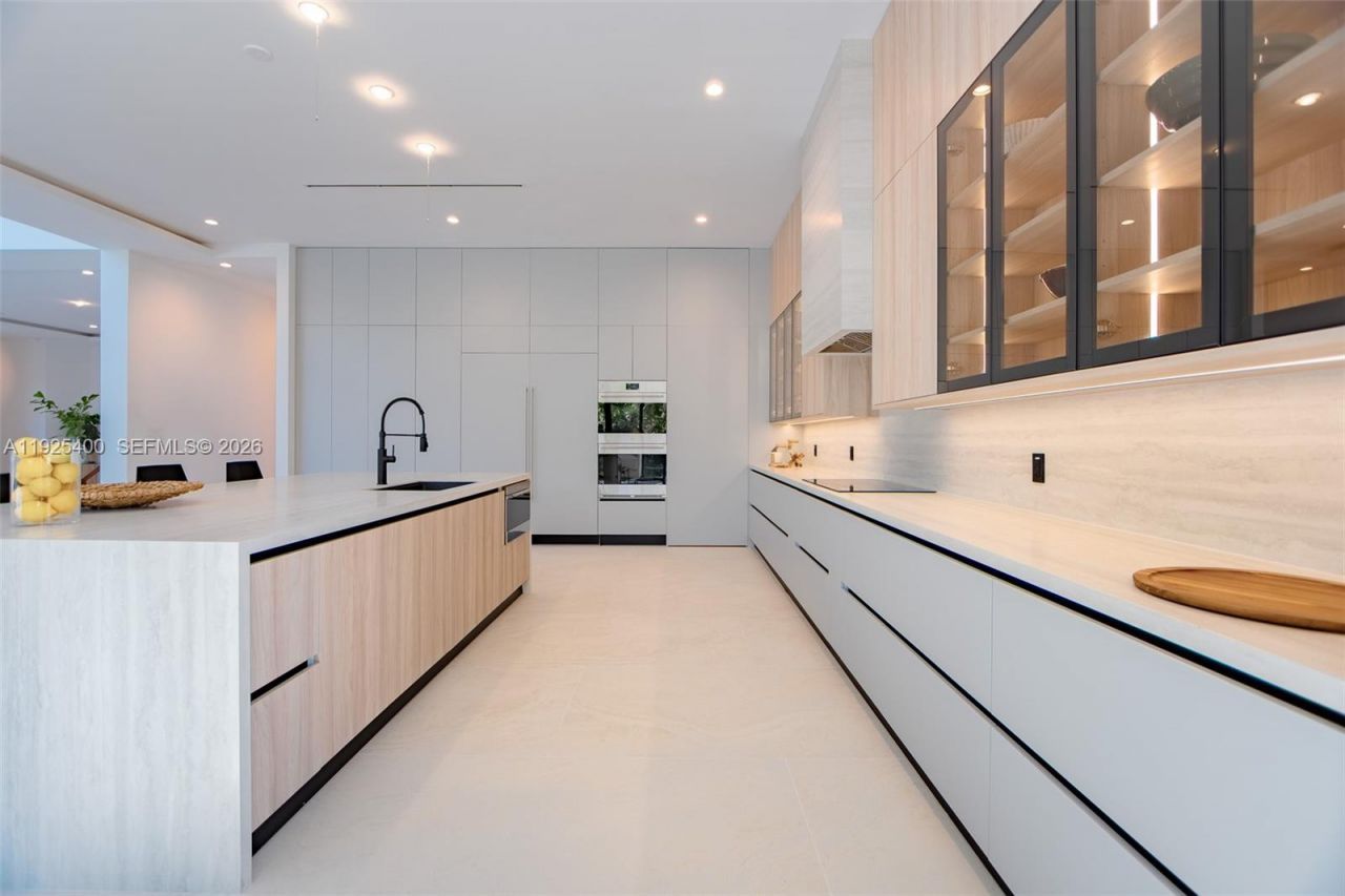 9840 SW 73rd Ct, Pinecrest, FL 33156 Photo