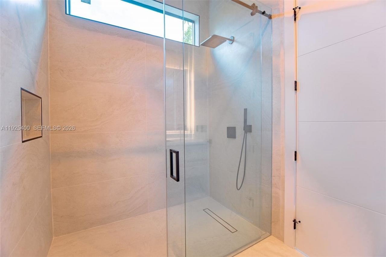 9840 SW 73rd Ct, Pinecrest, FL 33156 Photo