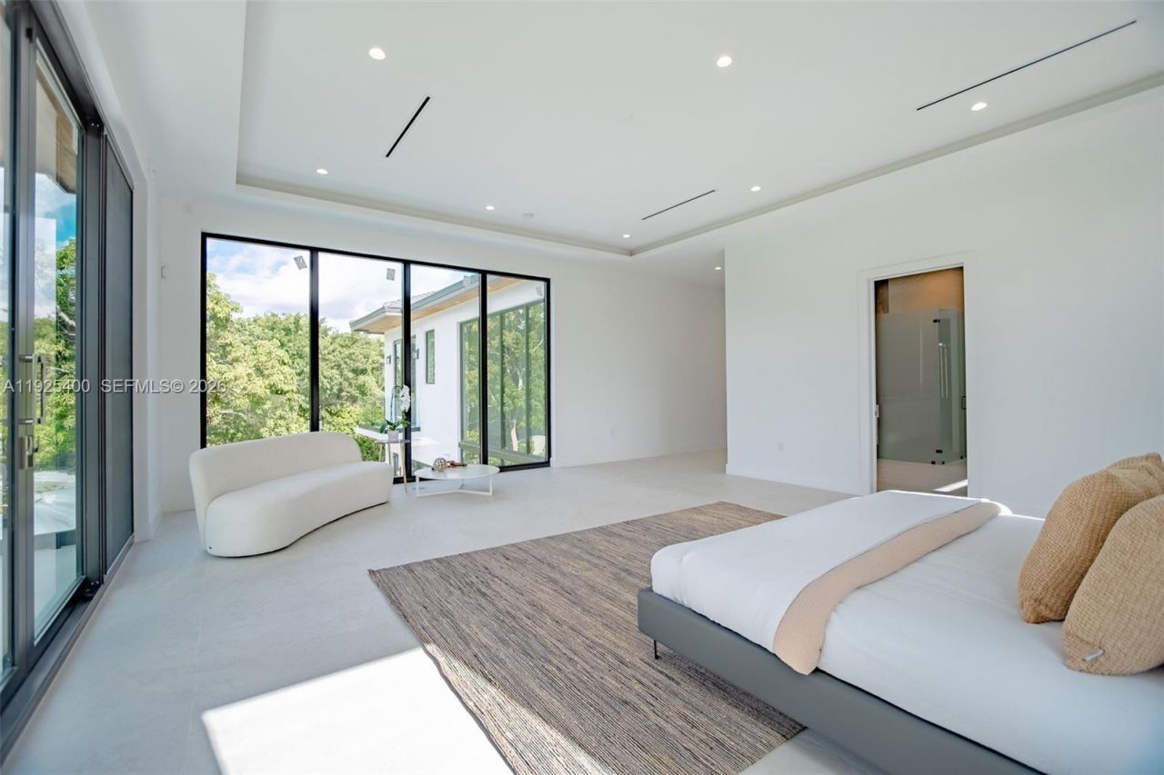 9840 SW 73rd Ct, Pinecrest, FL 33156 Photo