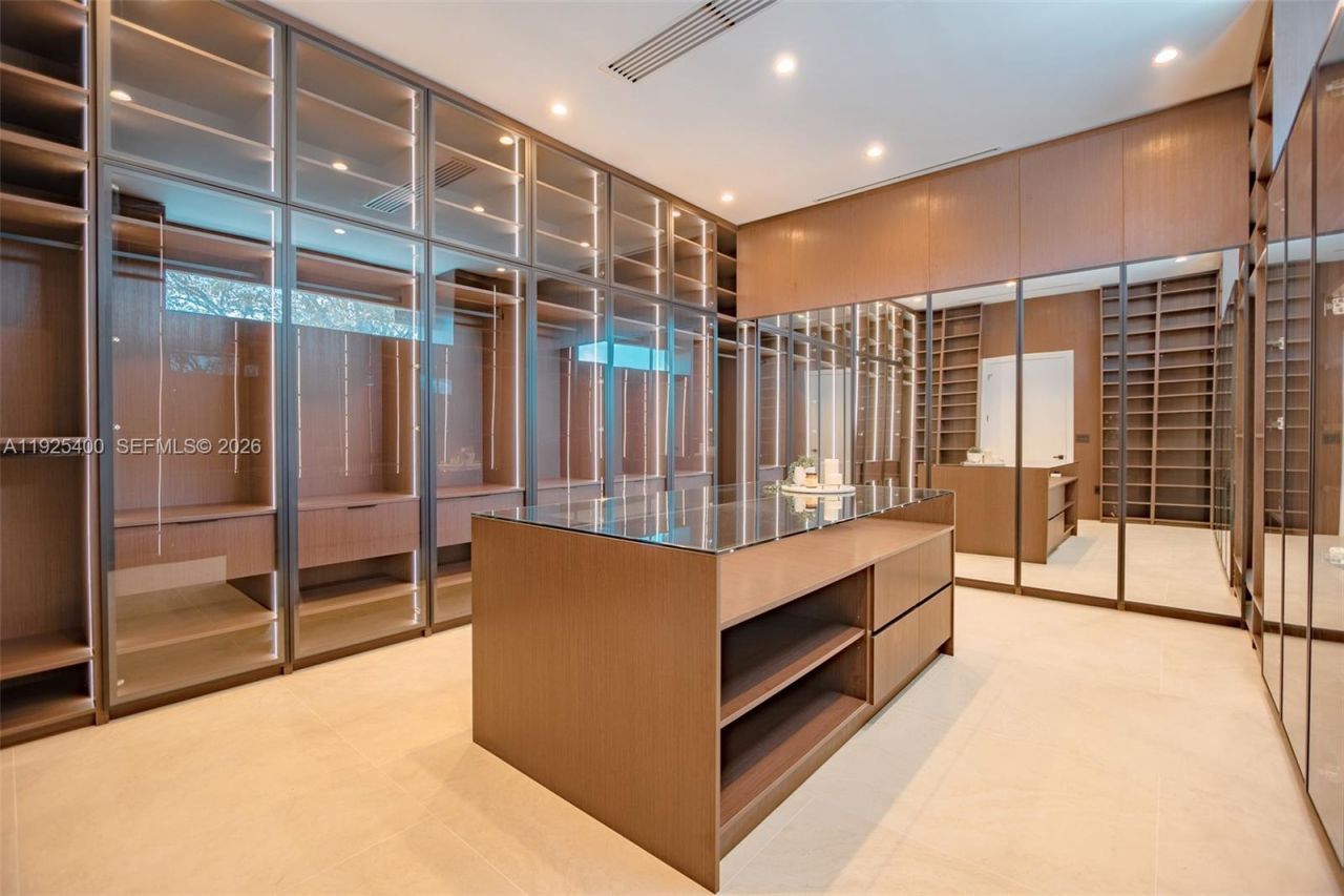 9840 SW 73rd Ct, Pinecrest, FL 33156 Photo