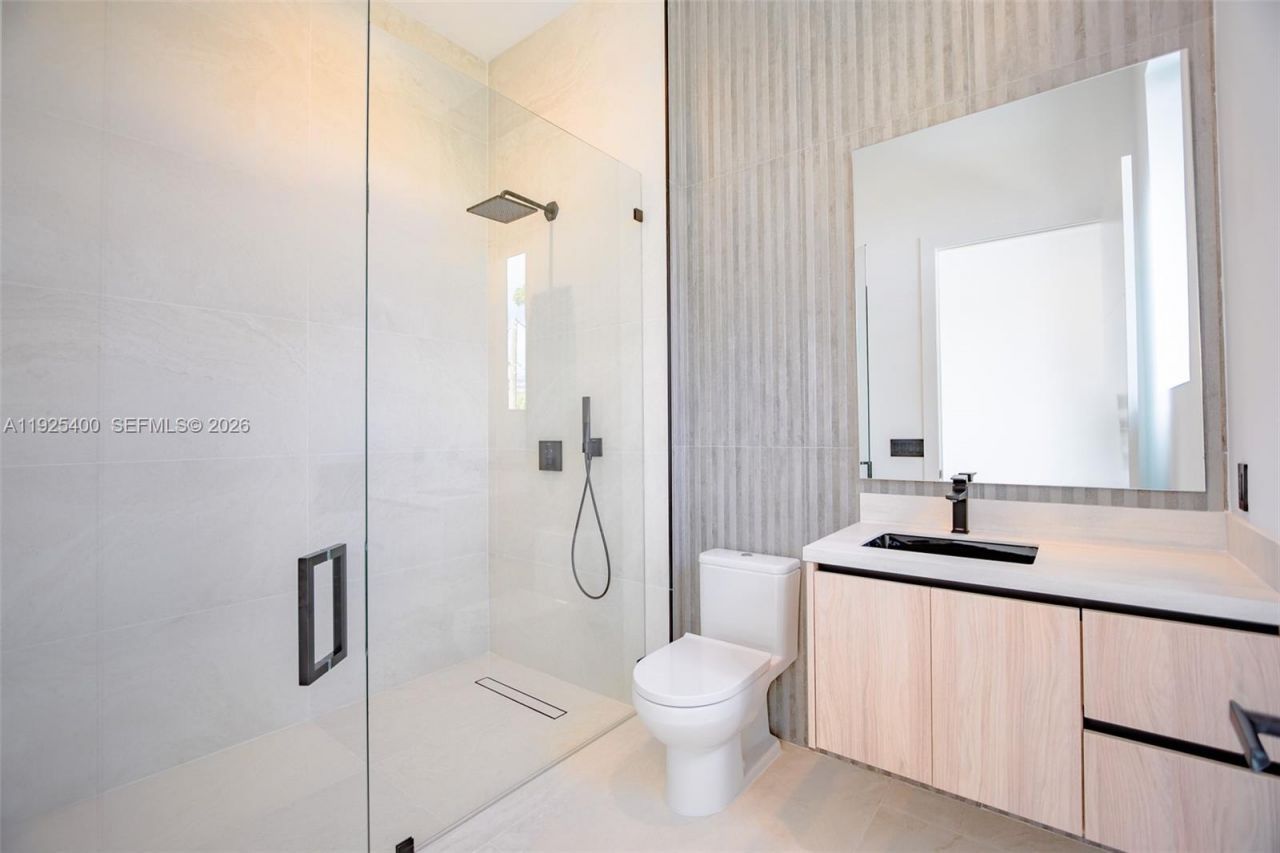 9840 SW 73rd Ct, Pinecrest, FL 33156 Photo