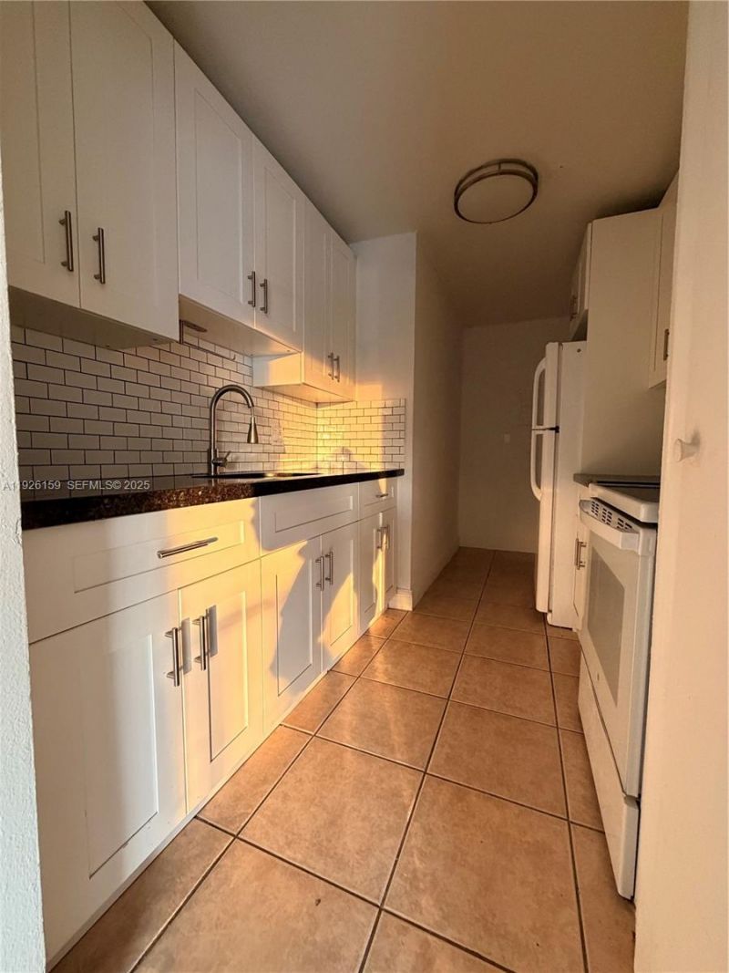 7250 SW 94th Pl, Unit B8, Miami, FL 33173 Photo