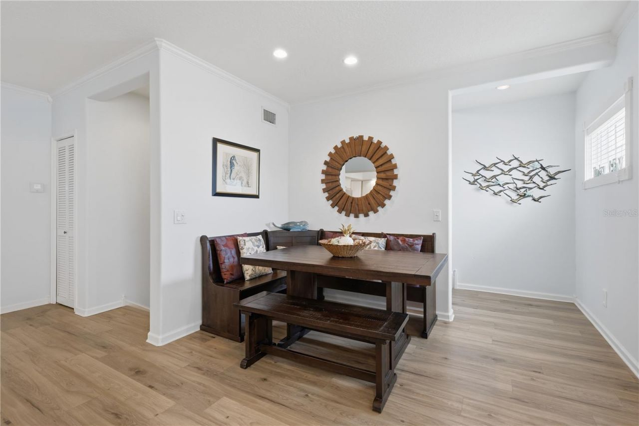 5390 Gulf Drive, Holmes Beach, FL 34217 Photo