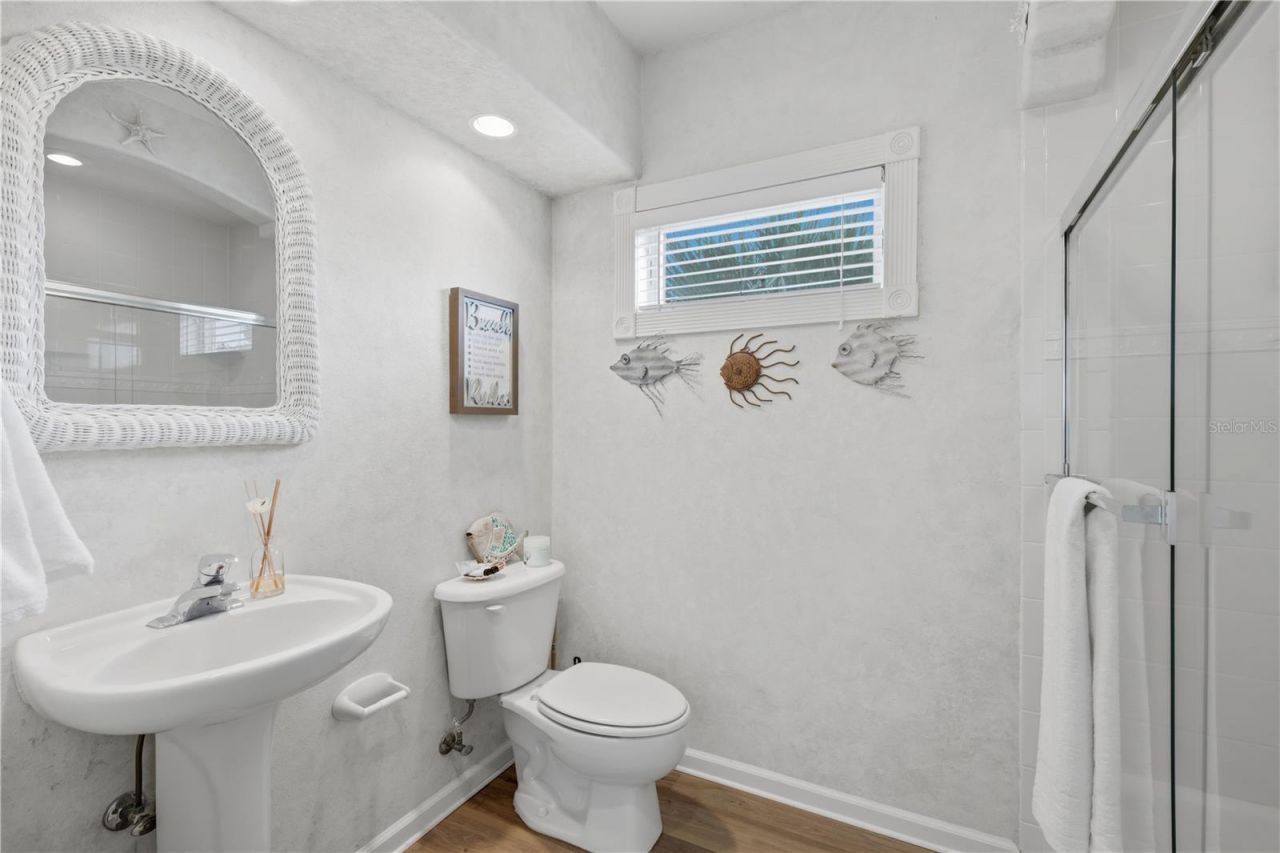 5390 Gulf Drive, Holmes Beach, FL 34217 Photo