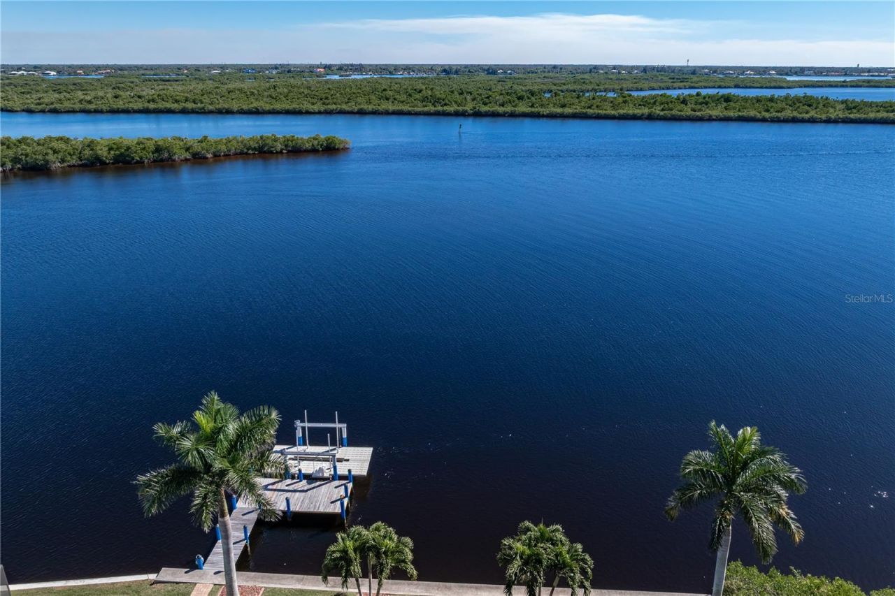 3572 Peace River Drive, Punta Gorda, FL 33983 Photo