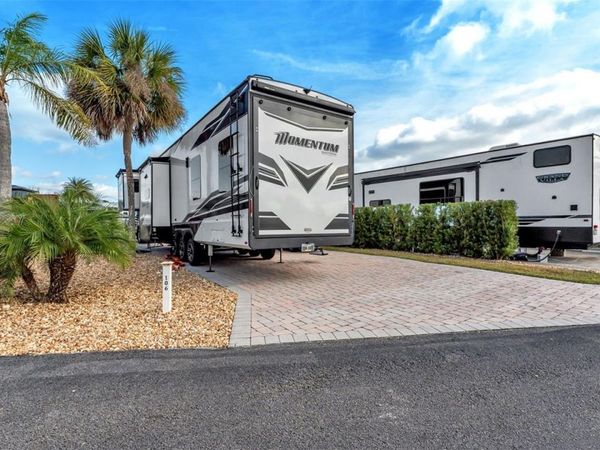 16404 BAY STREET, CLERMONT, FL 34714