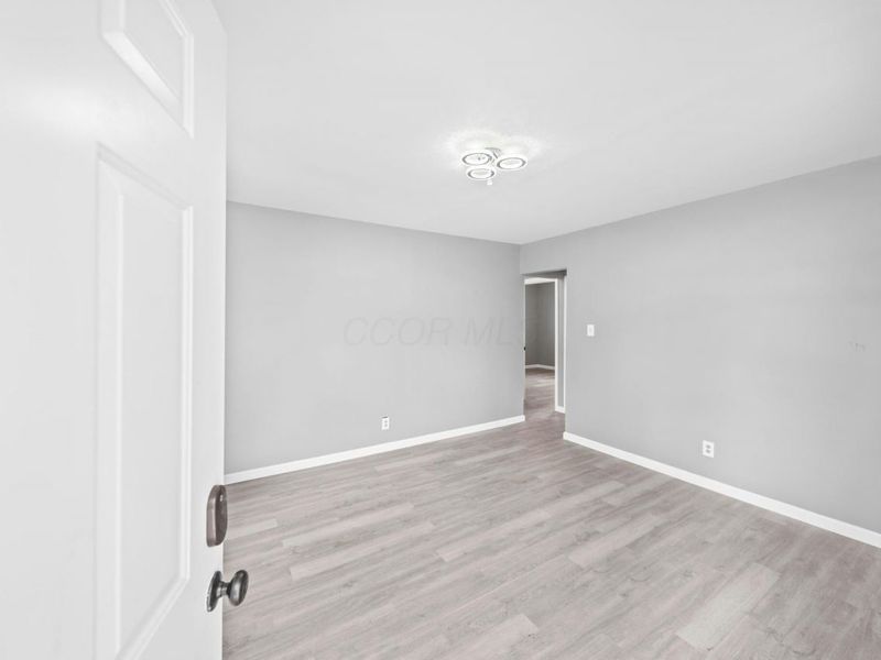 354 S Harris Avenue, Columbus, OH 43204 Photo 8
