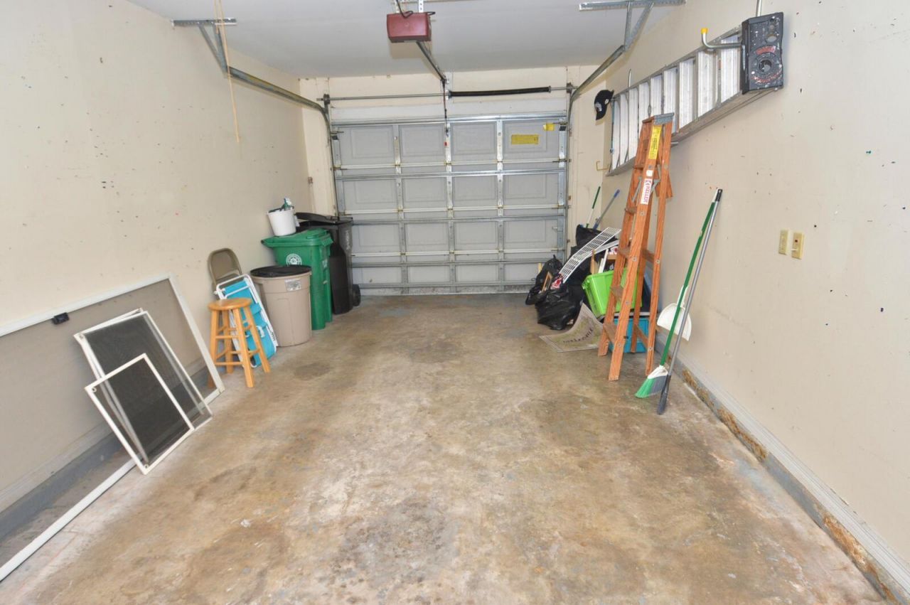 2544 SE Tropical East Circle E, Port Saint Lucie, FL 34952 Photo