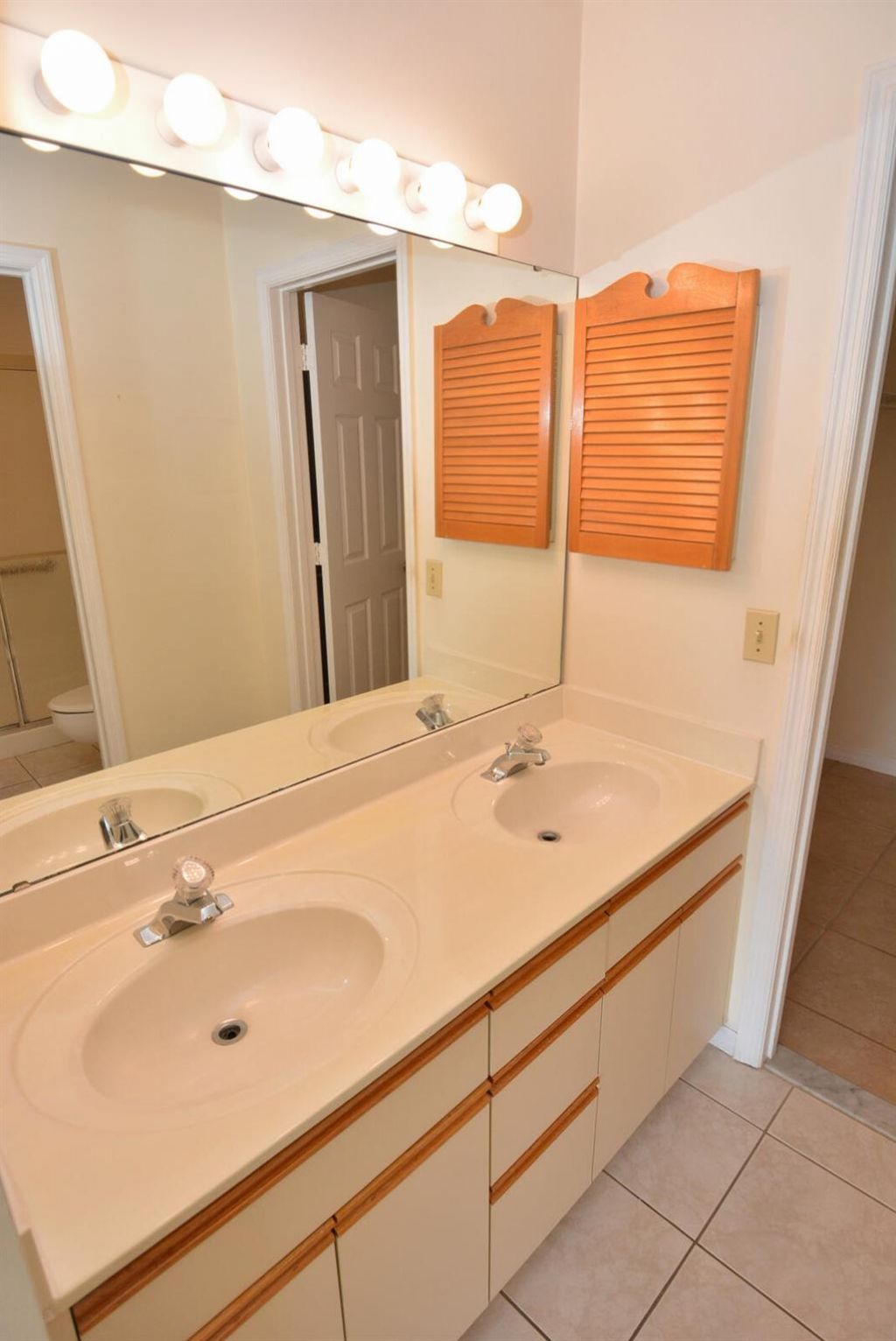 2544 SE Tropical East Circle E, Port Saint Lucie, FL 34952 Photo