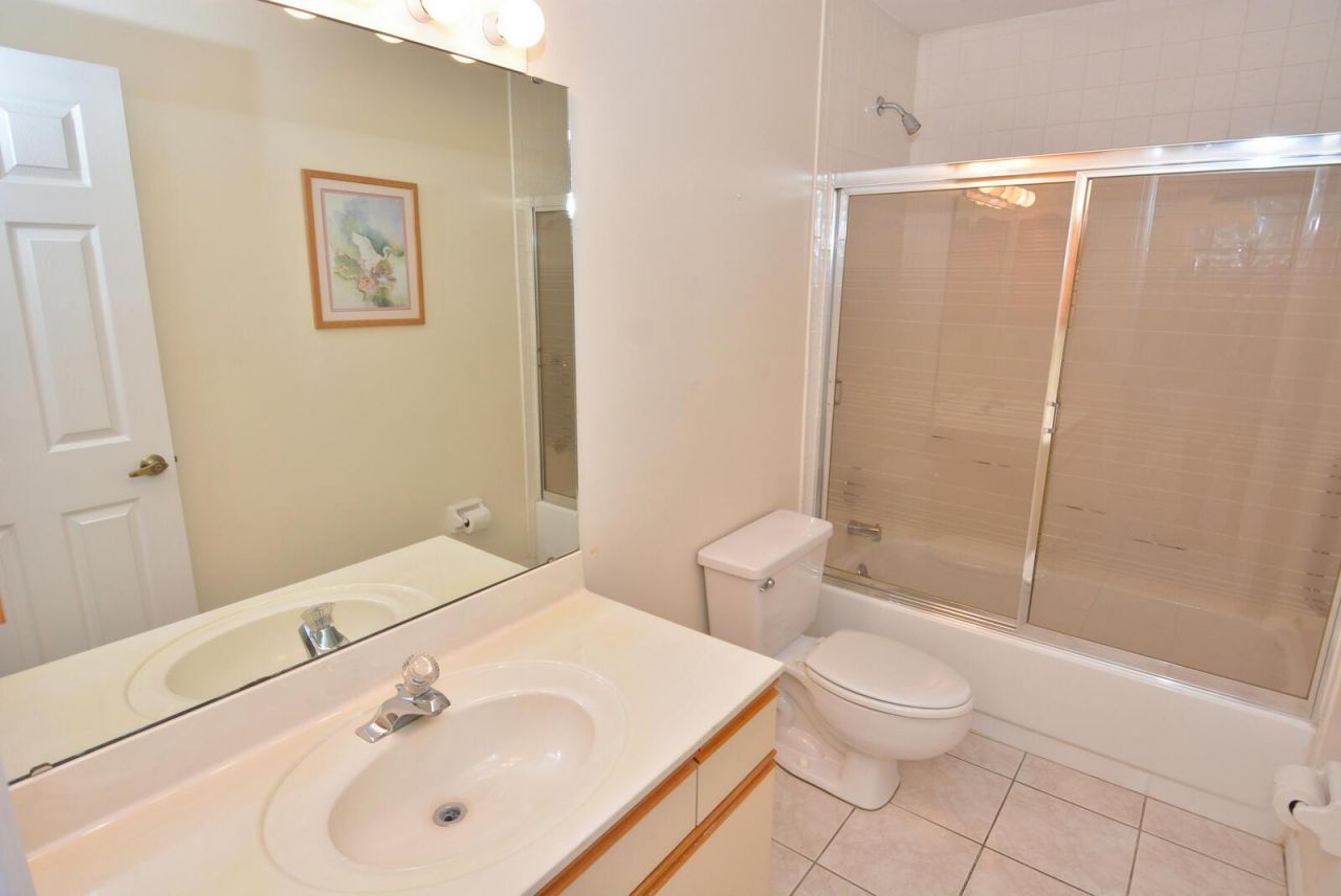 2544 SE Tropical East Circle E, Port Saint Lucie, FL 34952 Photo