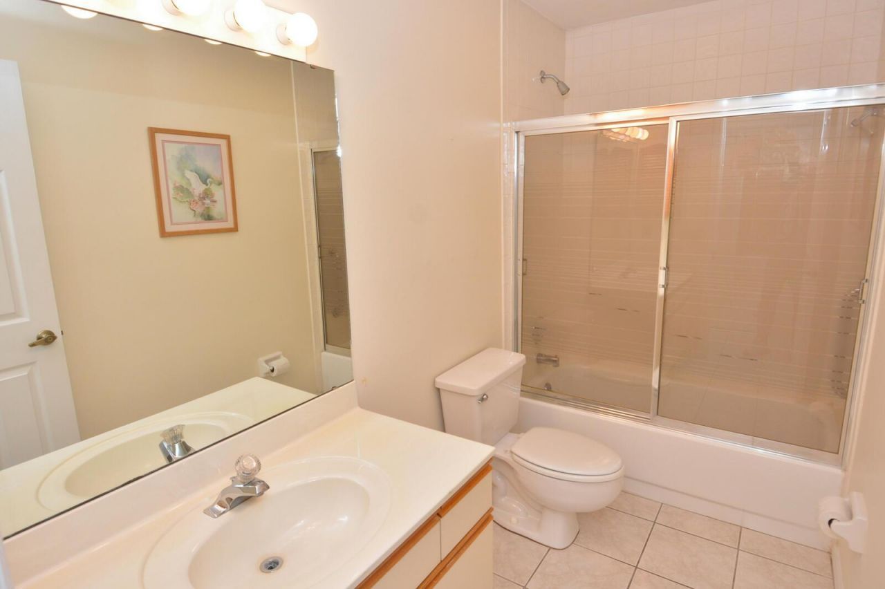 2544 SE Tropical East Circle E, Port Saint Lucie, FL 34952 Photo