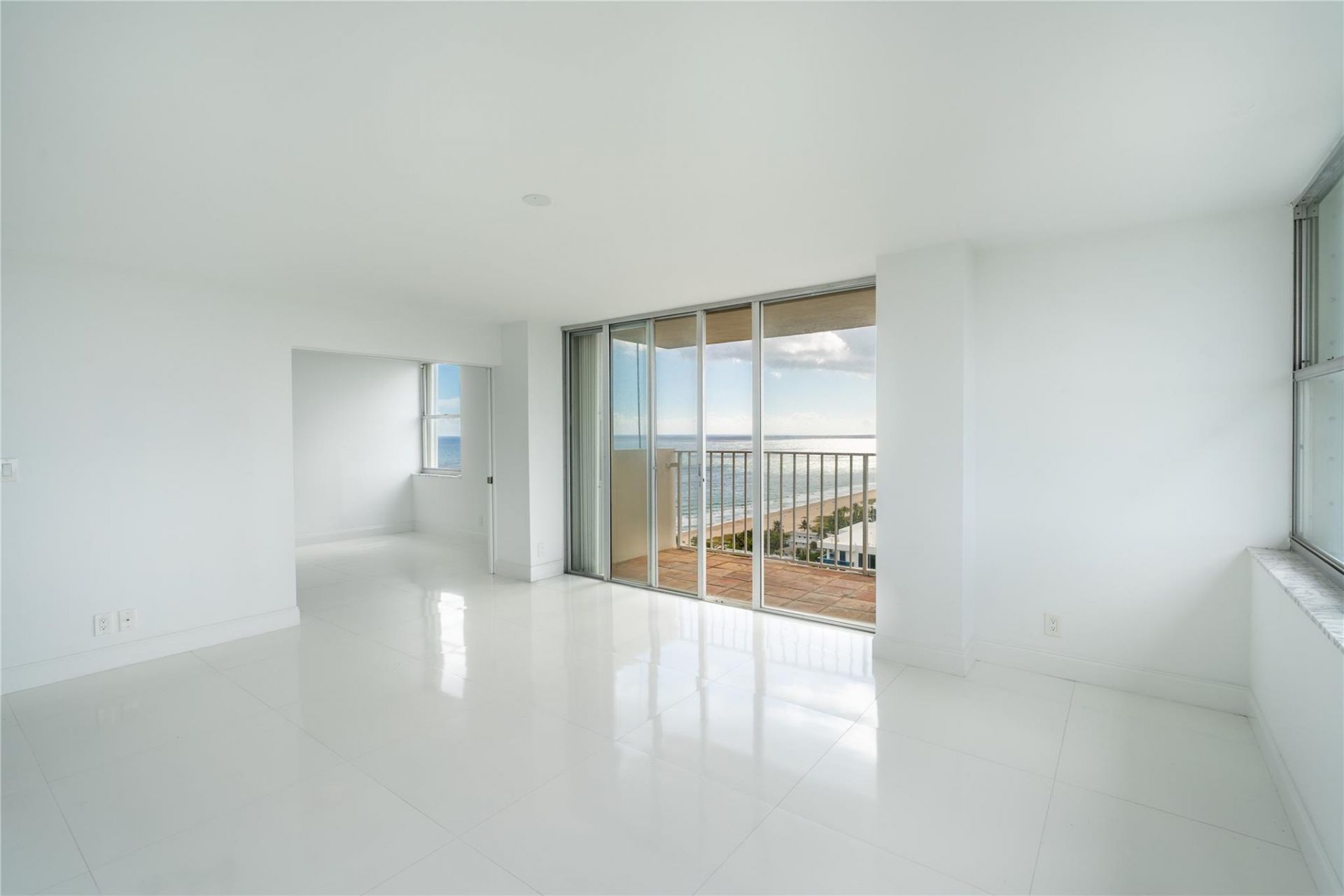 111 Briny Avenue, Unit 2314, Pompano Beach, FL 33062 Photo