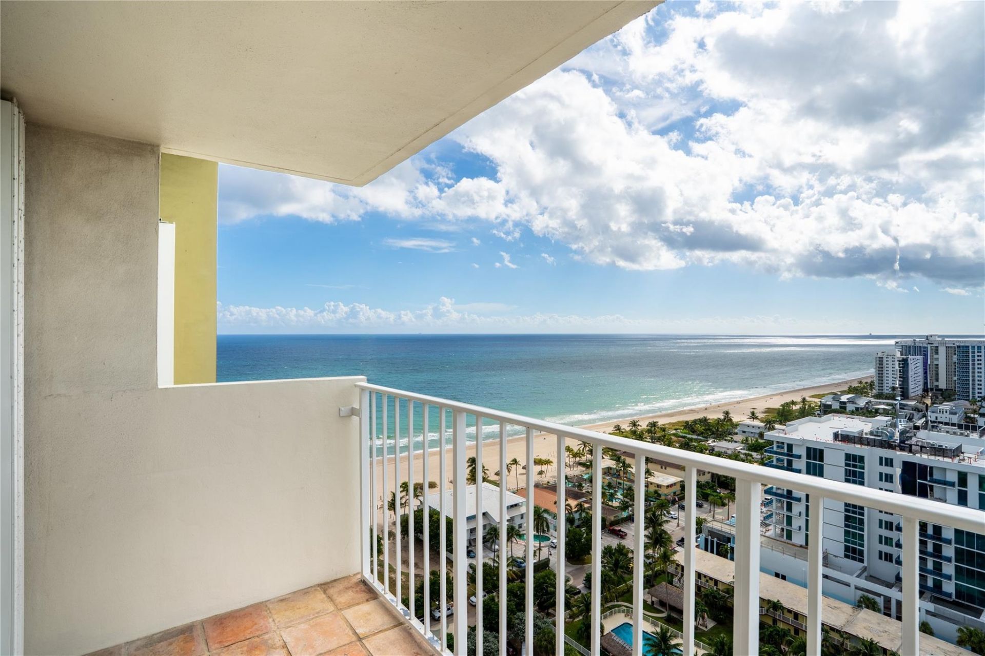 111 Briny Avenue, Unit 2314, Pompano Beach, FL 33062 Photo