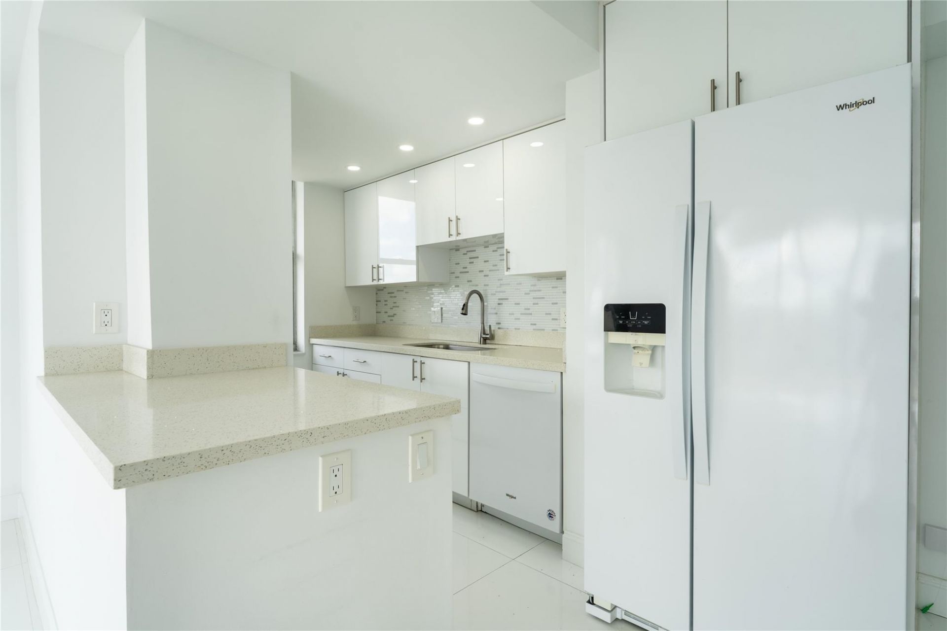 111 Briny Avenue, Unit 2314, Pompano Beach, FL 33062 Photo