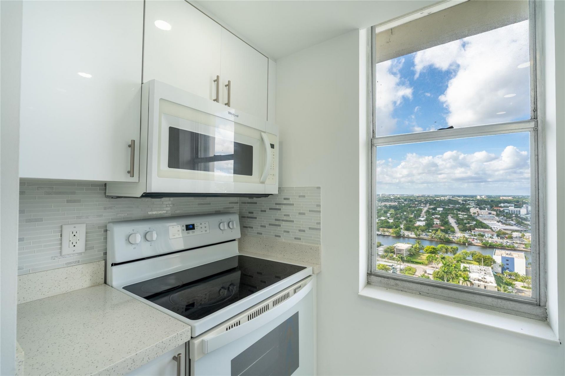 111 Briny Avenue, Unit 2314, Pompano Beach, FL 33062 Photo