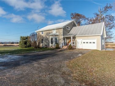 208 River Road, Hammond, NY 13646