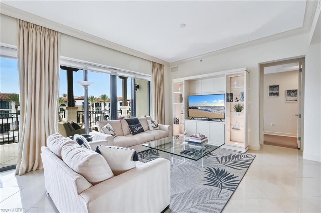 1530 5th Ave S, Unit C311, Naples, FL 34102 Photo