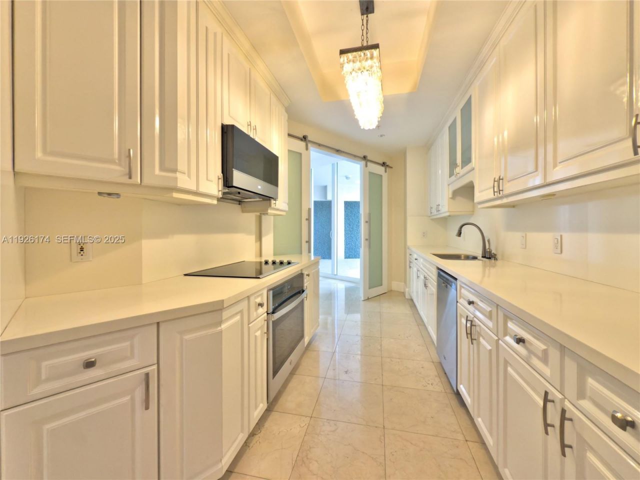 848 Brickell Key Dr, Unit 306, Miami, FL 33131 Photo
