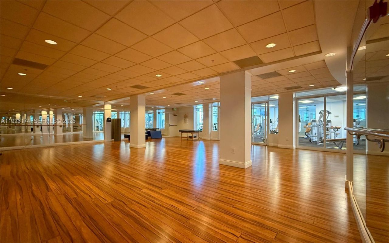 848 Brickell Key Dr, Unit 306, Miami, FL 33131 Photo