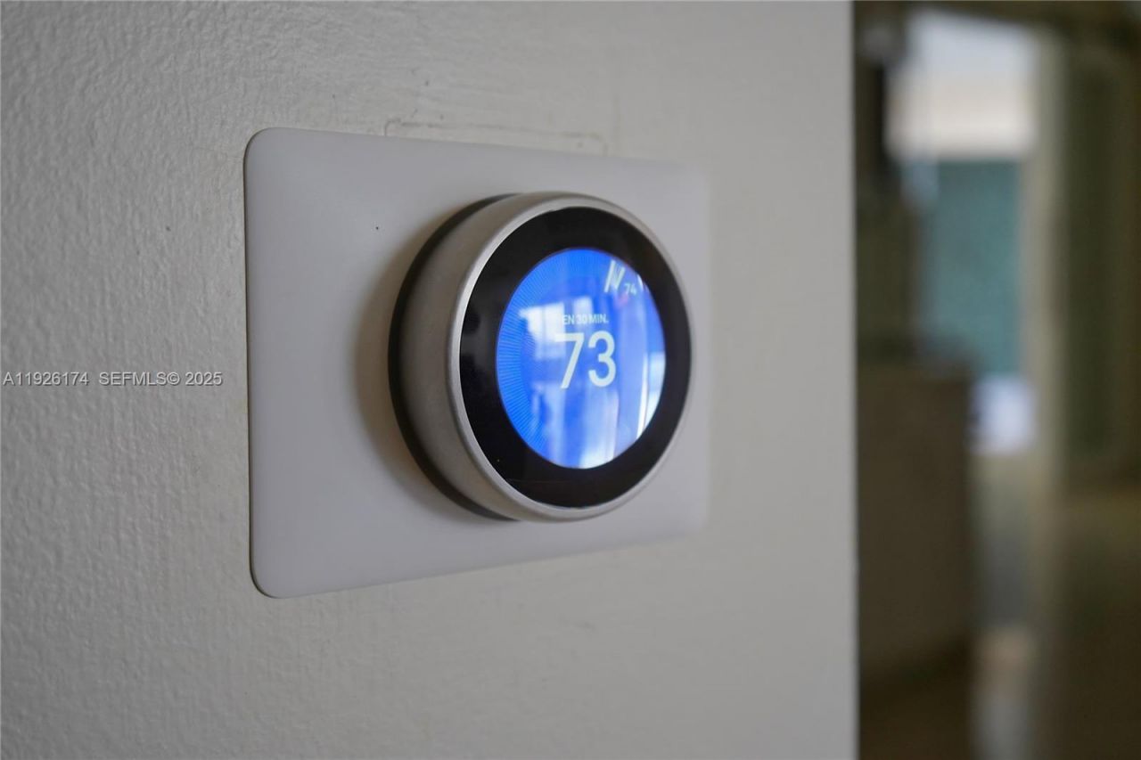 848 Brickell Key Dr, Unit 306, Miami, FL 33131 Photo