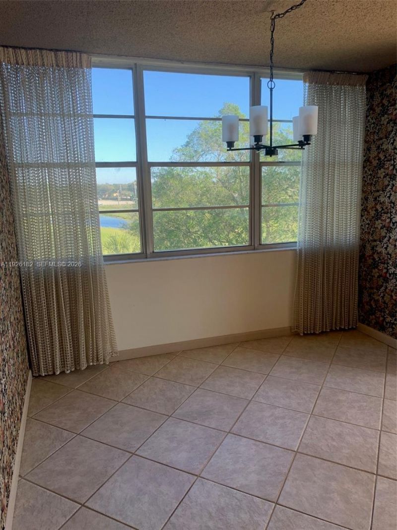 1400 Saint Charles, Unit 505, Pembroke Pines, FL 33026 Photo