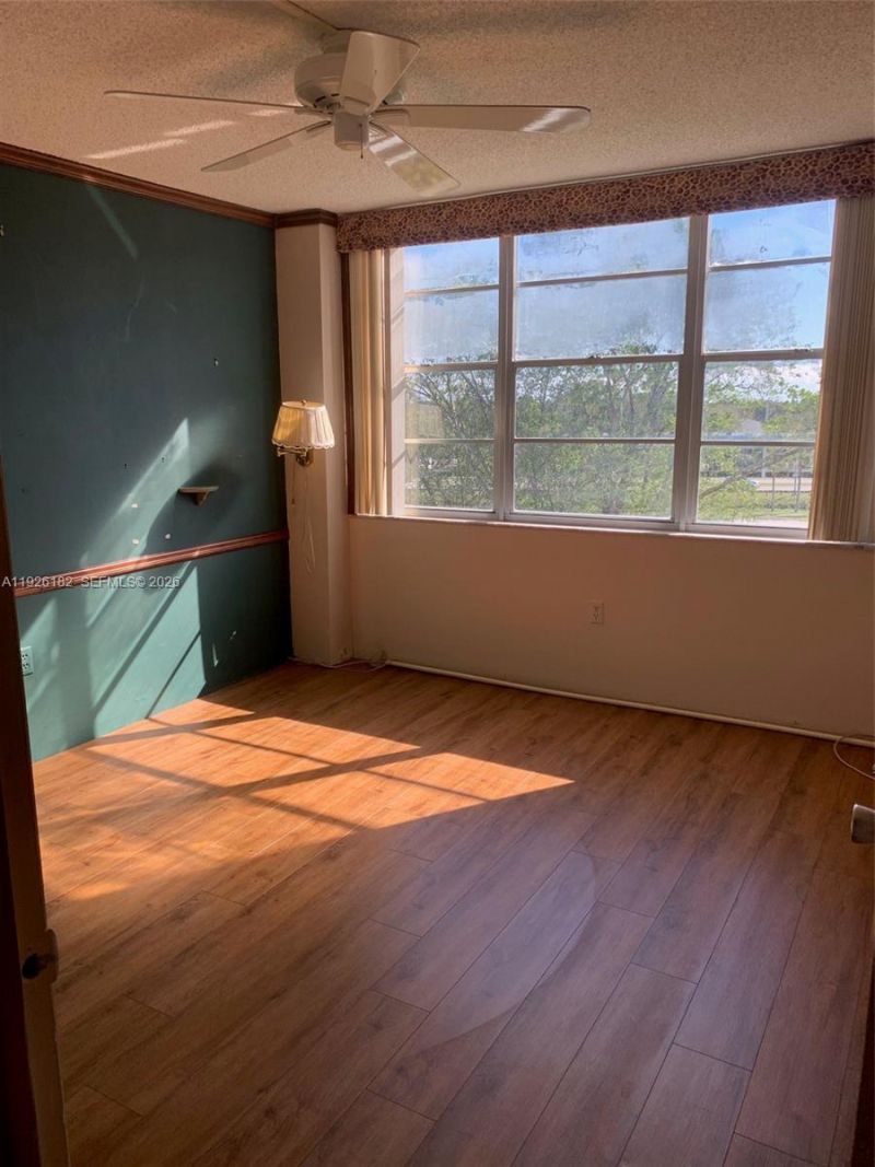 1400 Saint Charles, Unit 505, Pembroke Pines, FL 33026 Photo