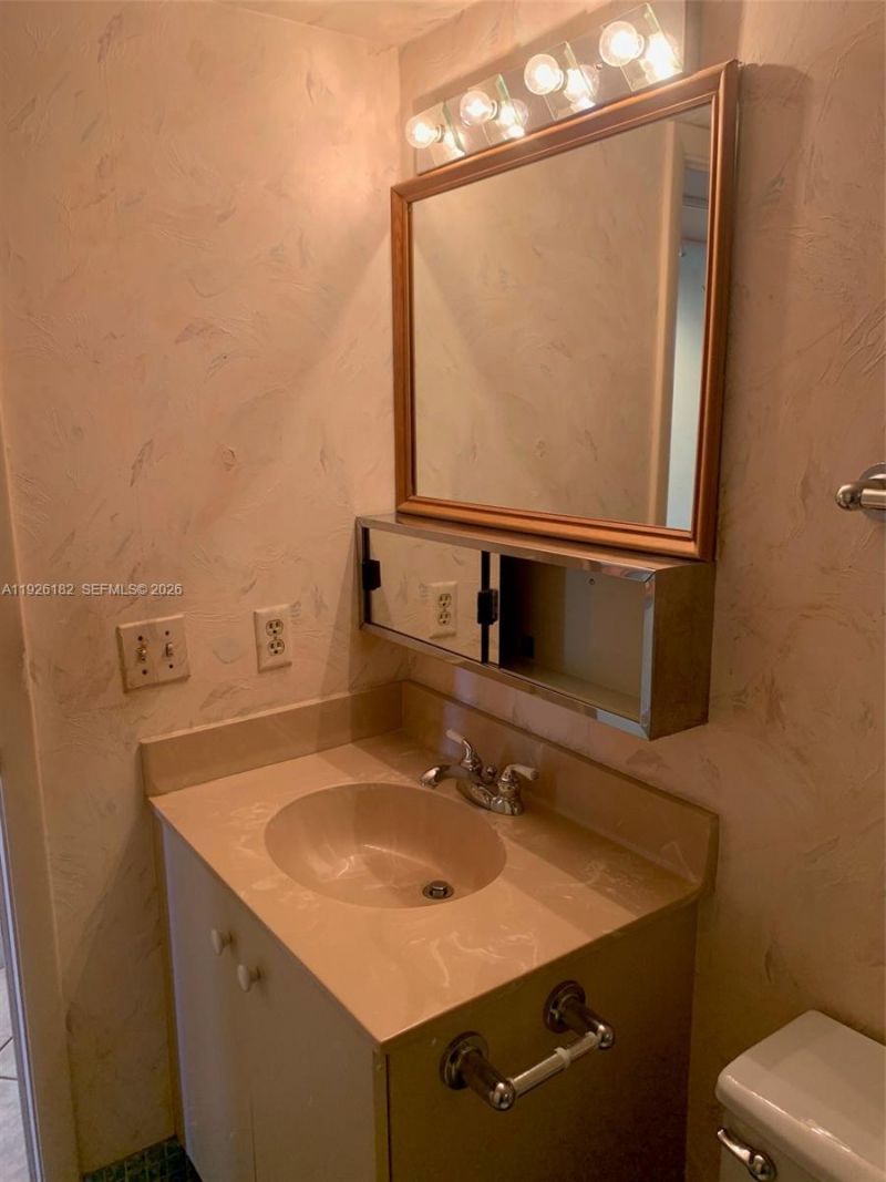 1400 Saint Charles, Unit 505, Pembroke Pines, FL 33026 Photo