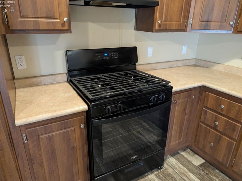 220 Maple Lane, Unit 124, Green Springs, OH 44836 Photo 13