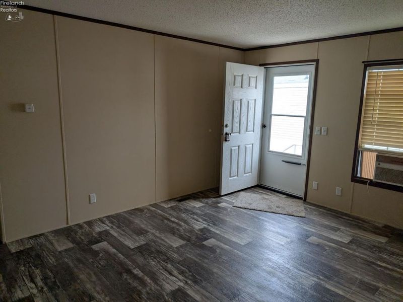 220 Maple Lane, Unit 124, Green Springs, OH 44836 Photo 2