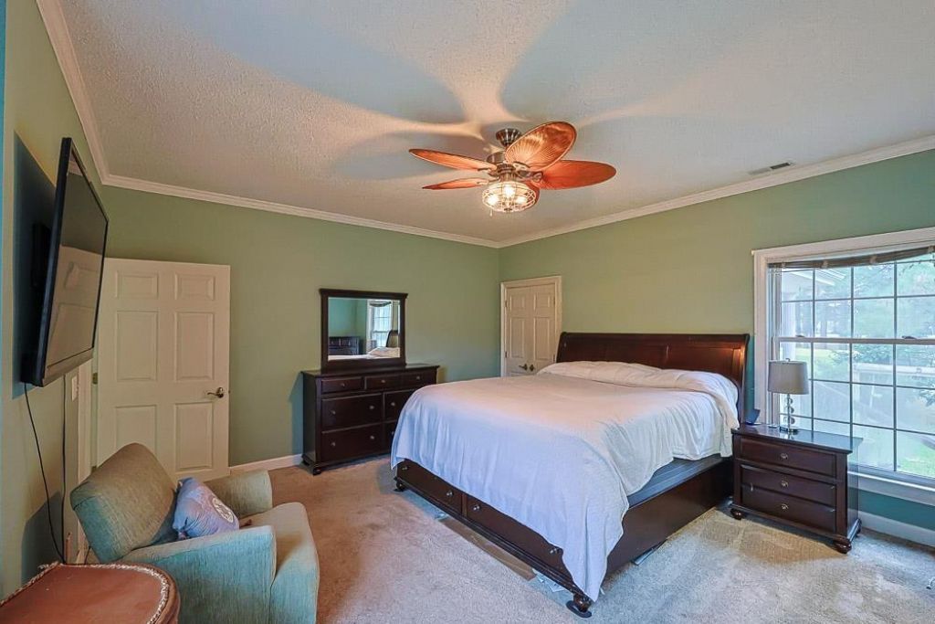 3749 Annandale Dr. Photo 18