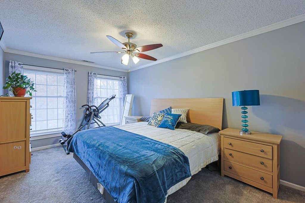 3749 Annandale Dr. Photo 23