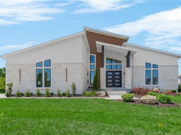 17404 Bluejacket Street, Overland Park, KS 66221