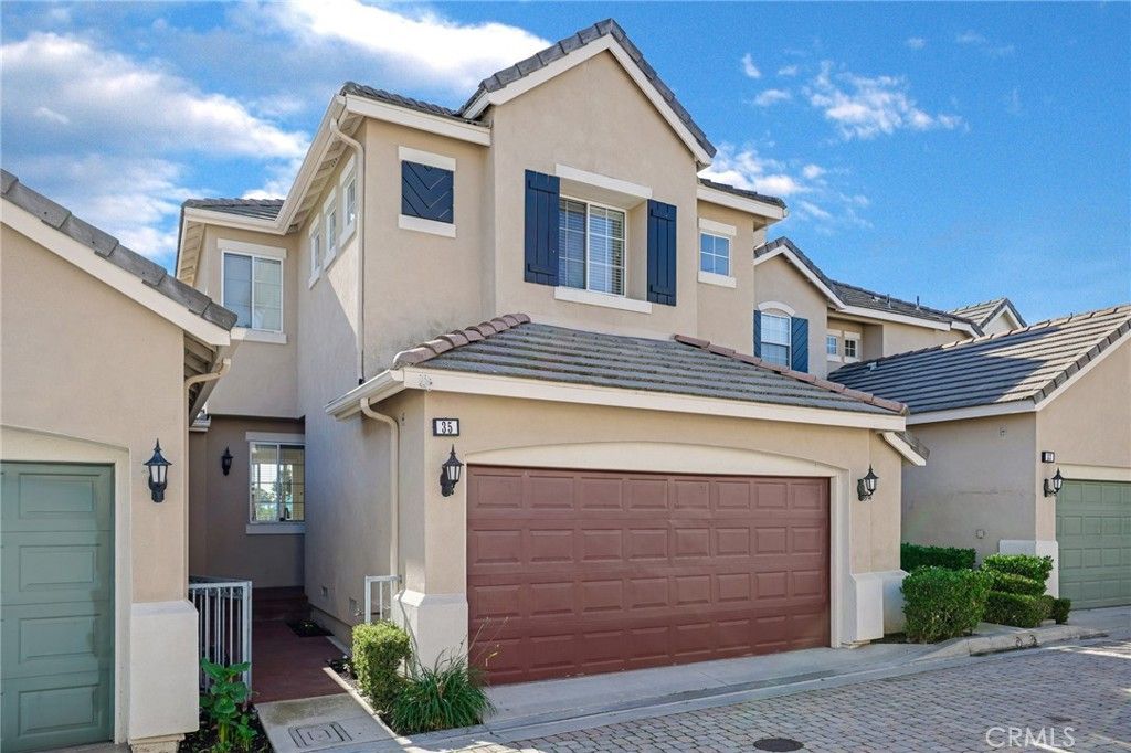 35 Seacountry, Rancho Santa Margarita, CA 92688 Main Photo
