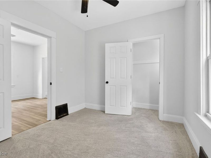 9418 Parkview Avenue, Cleveland, OH 44104 Photo 11