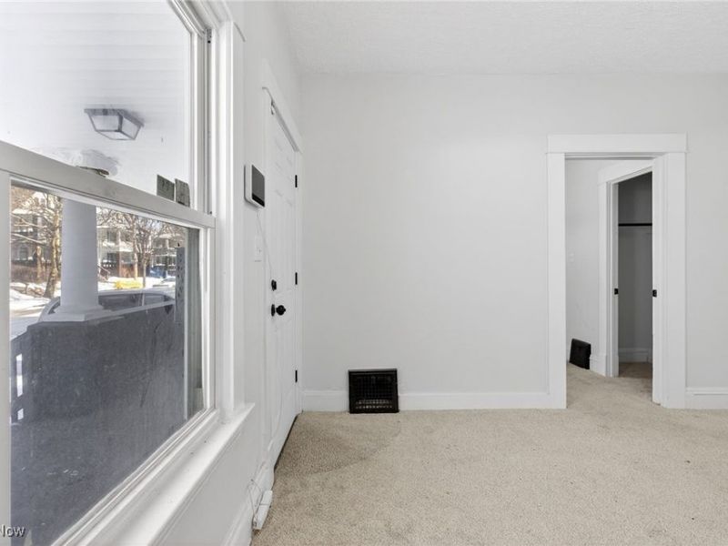 9418 Parkview Avenue, Cleveland, OH 44104 Photo 20