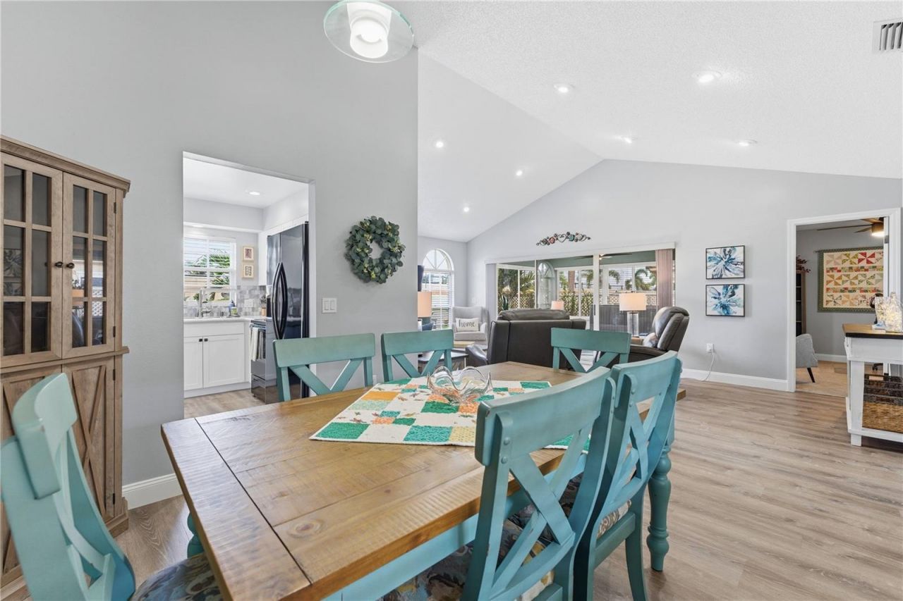 3625 57th Avenue Drive W, Unit 43, Bradenton, FL 34210 Photo